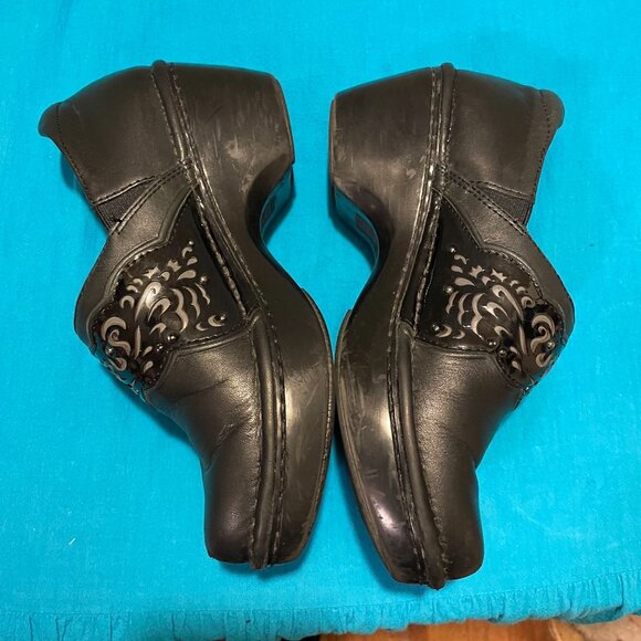 Ariat Tambour Womens Black Leather Slip-On Clogs with Laser Cut Detail Size 7 US - Picture 5 of 11